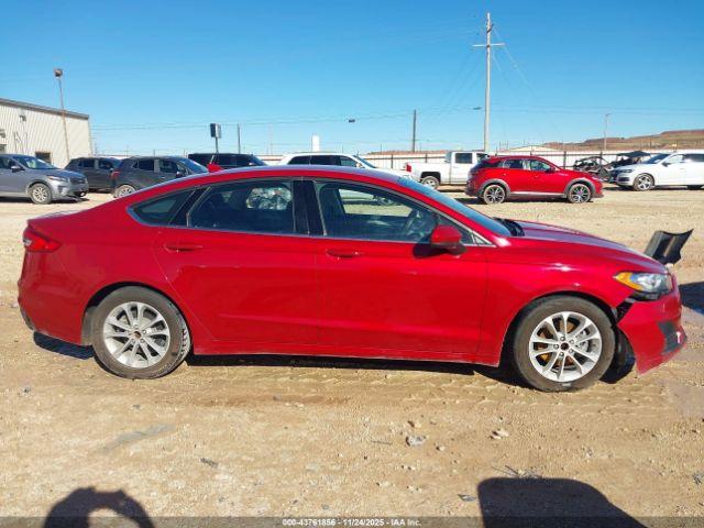 Ford Fusion Se Image 11