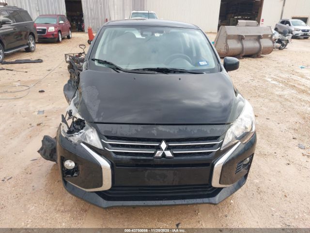 Mitsubishi Mirage Le Image 10