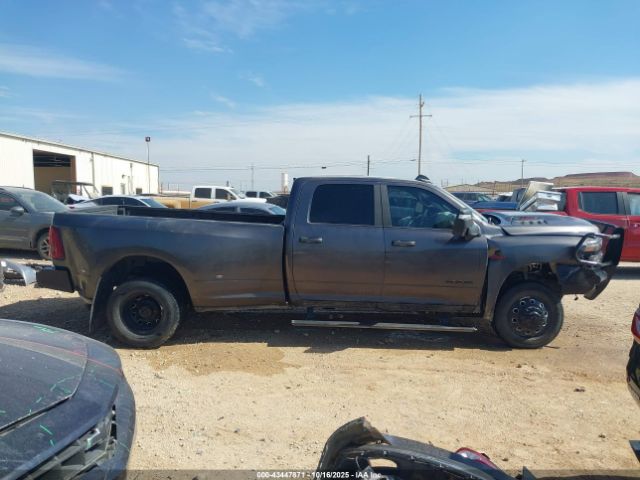 Ram 3500 Laramie  4x4 8' Box Image 4