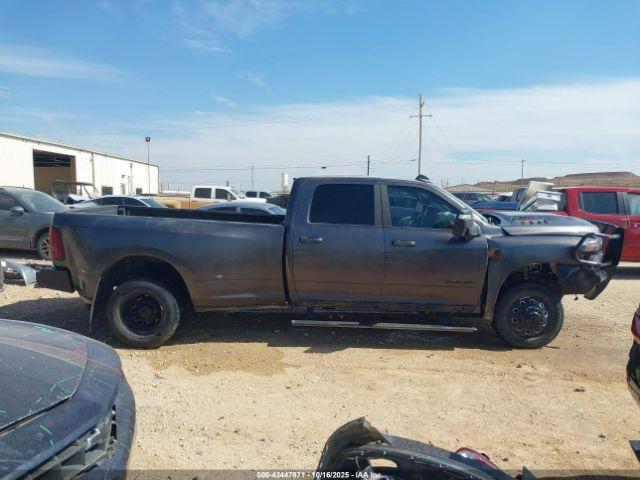 Ram 3500 Laramie  4x4 8' Box Image 4