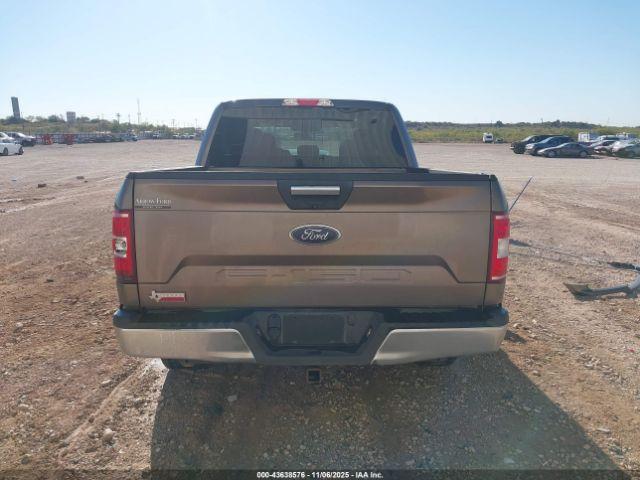Ford F-150 Xlt Image 12