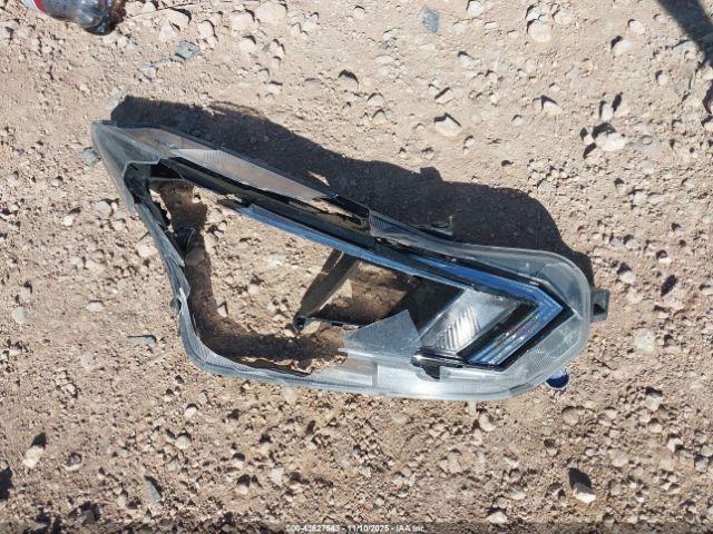 Nissan Versa Sv Xtronic Cvt Image 12