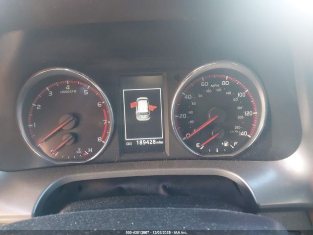 Toyota RAV4 Se Image 6