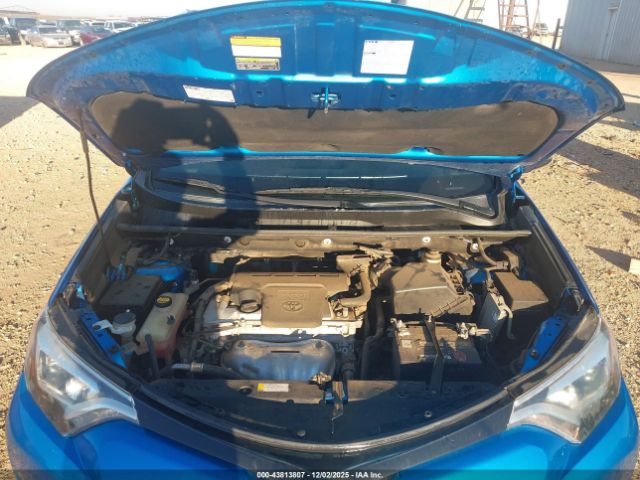 Toyota RAV4 Se Image 5