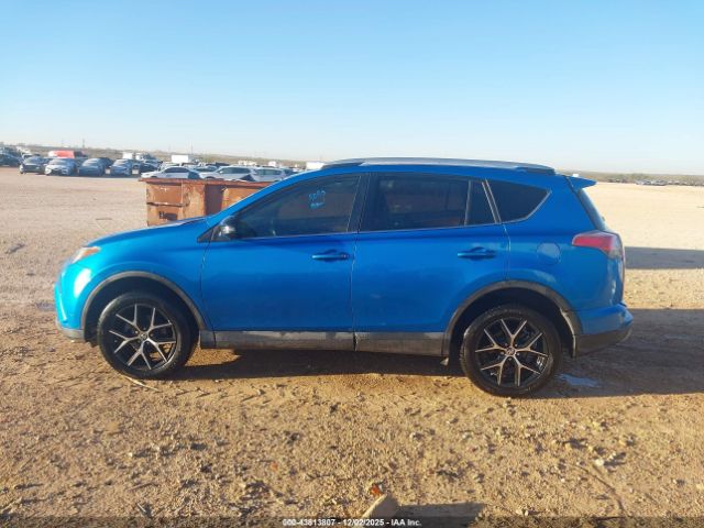 Toyota RAV4 Se Image 13