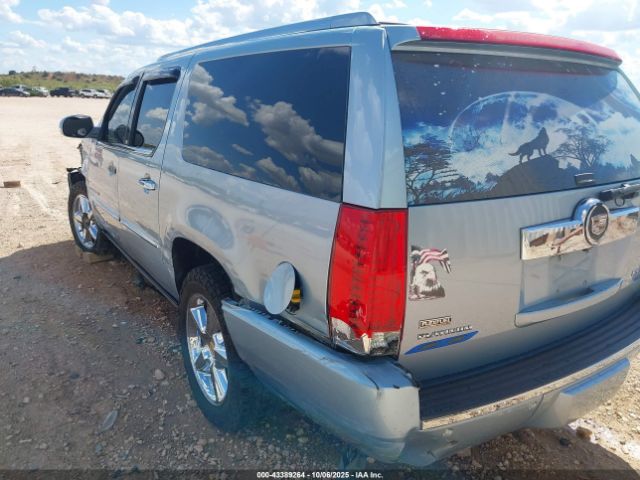 Cadillac Escalade Platinum Edition Image 10