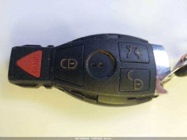 Mercedes-Benz E-Class Image 11