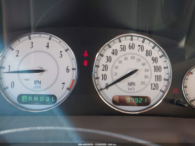 Chrysler LHS Image 10