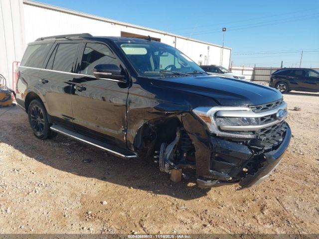  Salvage Ford Expedition