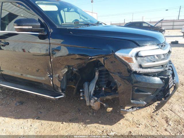 Ford Expedition Xlt Image 8