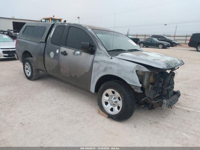  Salvage Nissan Titan
