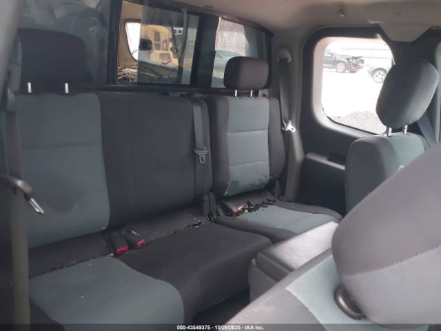 Nissan Titan Xe Image 11