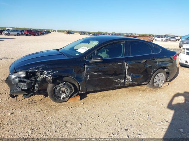 Ford Fusion S Image 12