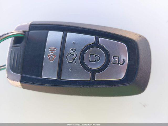 Ford Fusion S Image 11