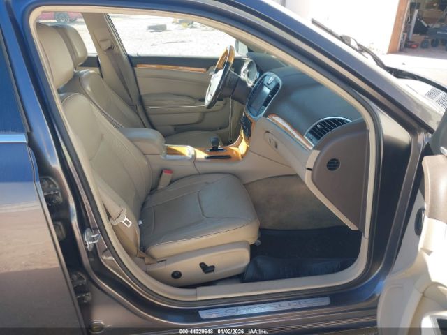 Chrysler 300c Awd Image 12