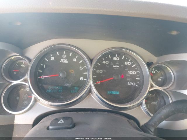 Chevrolet Silverado 1500 Lt Image 17