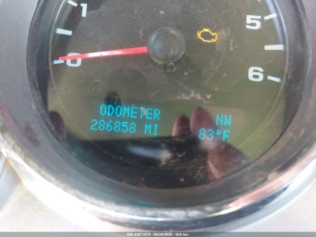 Chevrolet Silverado 1500 Lt Image 8