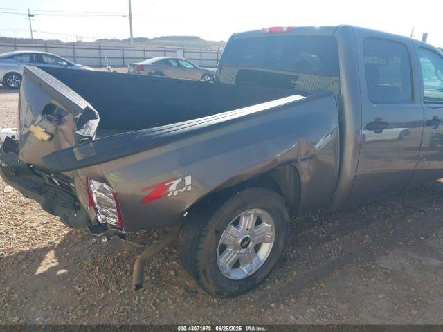 Chevrolet Silverado 1500 Lt Image 11