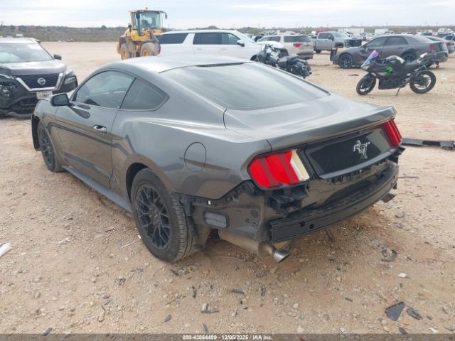 Ford Mustang V6 Image 15