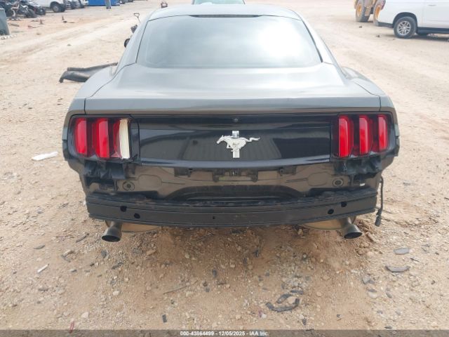 Ford Mustang V6 Image 4