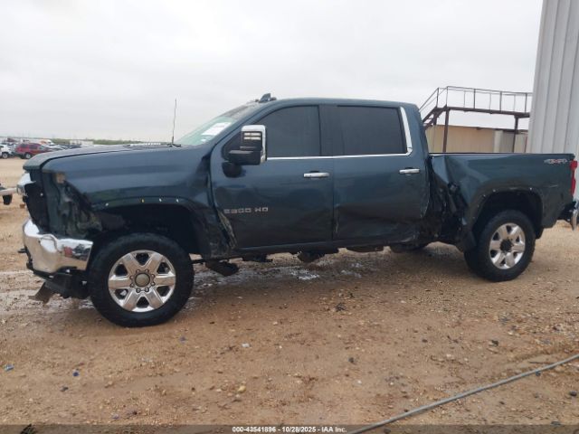 Chevrolet Silverado 2500 4wd  Standard Bed Ltz Image 16