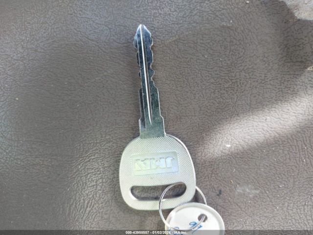 Chevrolet C2500 Image 6