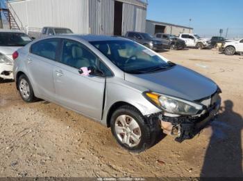  Salvage Kia Forte