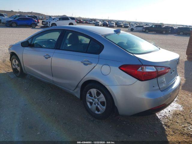 Kia Forte Lx Image 2