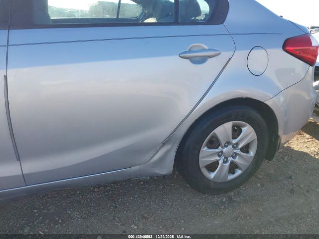 Kia Forte Lx Image 8