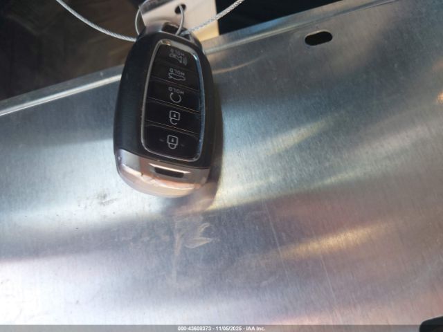 Hyundai ELANTRA Sel Image 12