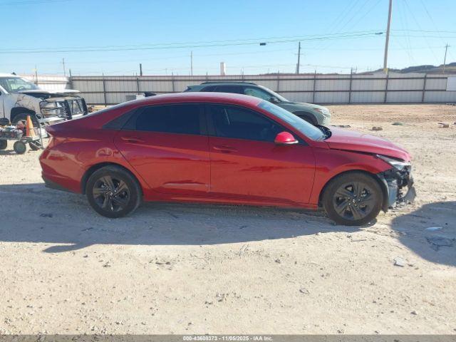 Hyundai ELANTRA Sel Image 3