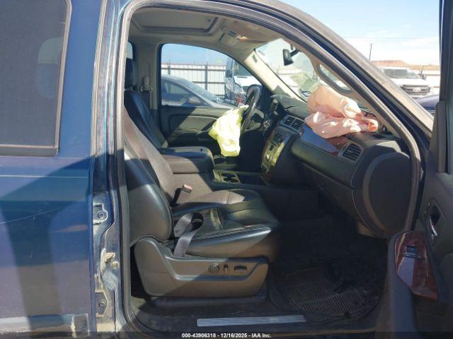 Chevrolet Tahoe Ltz Image 6