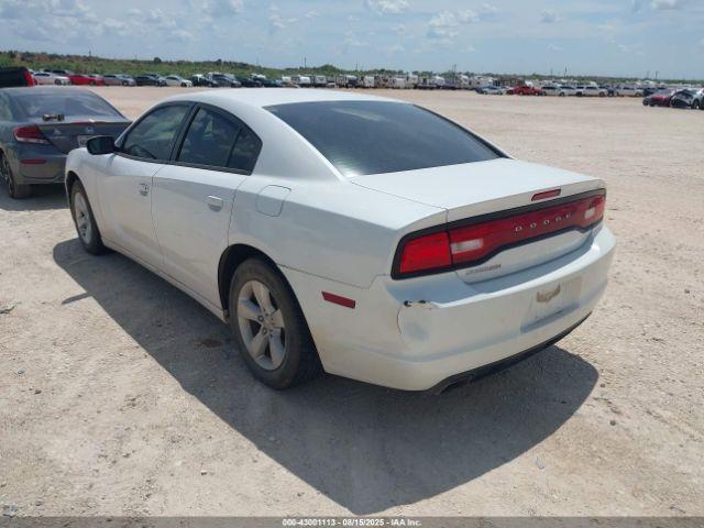 Dodge Charger Se Image 11