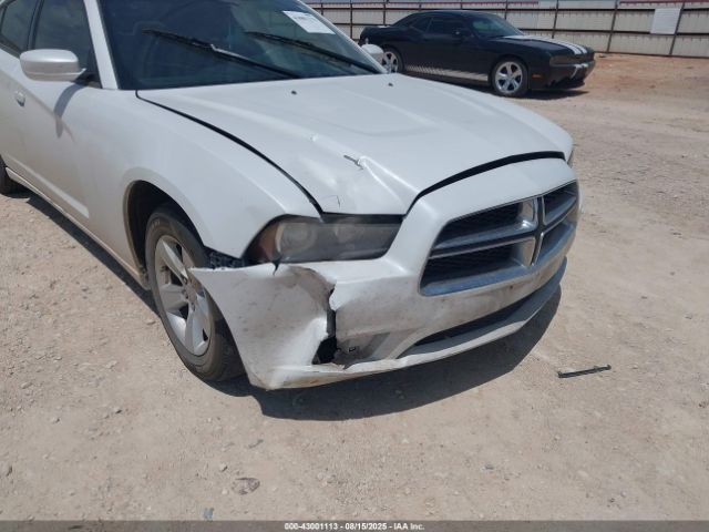 Dodge Charger Se Image 8