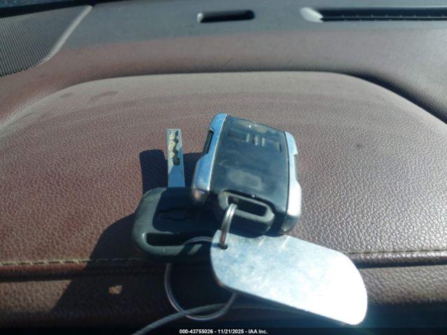 Chevrolet Silverado 1500 High Country Image 11