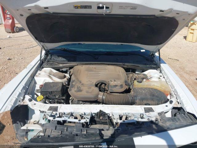 Dodge Challenger Sxt Image 13