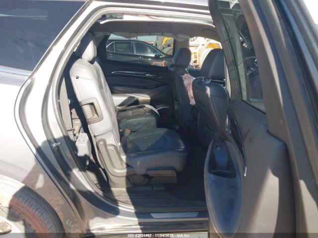 Buick Enclave Essence Image 8