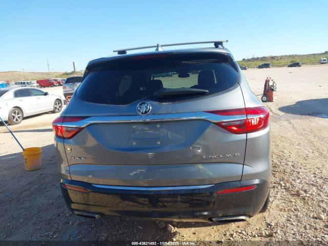 Buick Enclave Essence Image 16