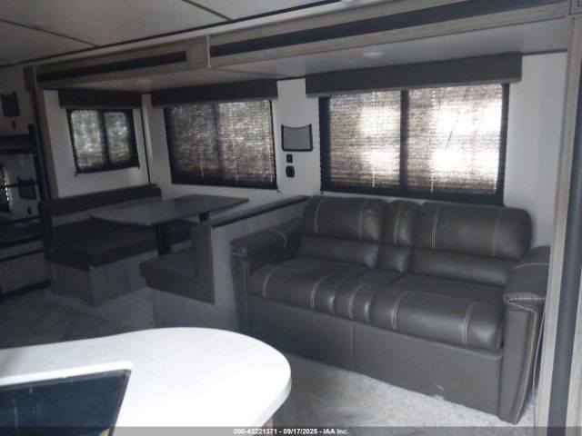 Keystone Springdale Image 11