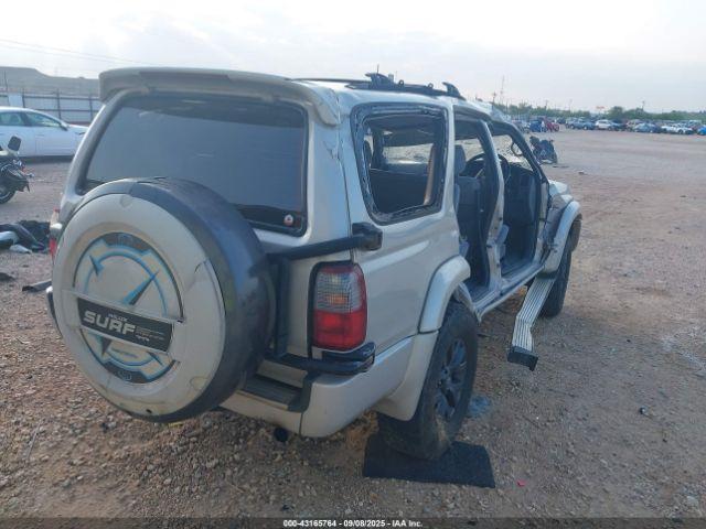 Toyota 4Runner Image 9