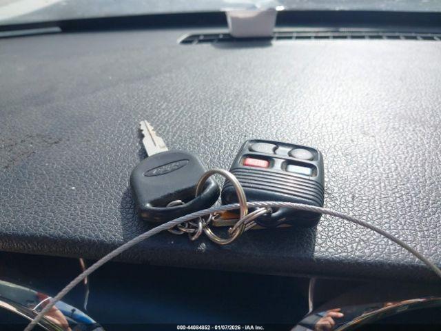 Ford Mustang Image 9