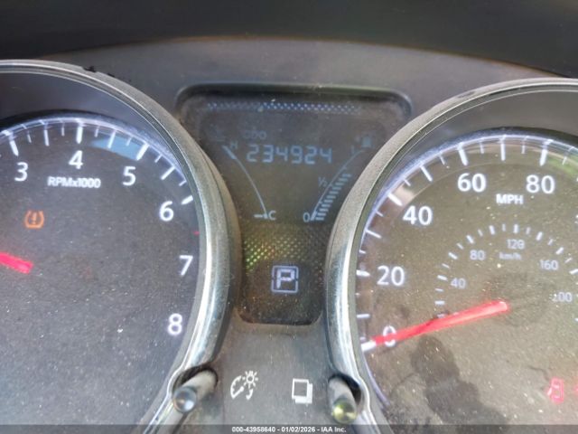 Nissan Versa Image 3