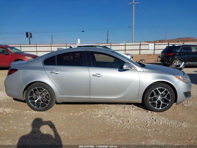 Buick Regal Turbo Sport Touring Image 13