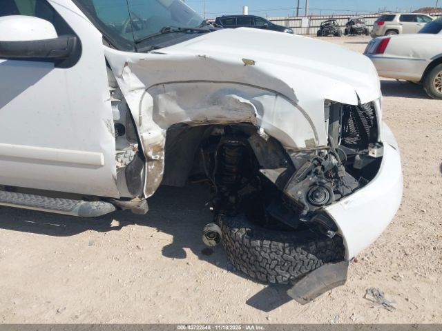 Chevrolet Avalanche 1500 Lt2 Image 11