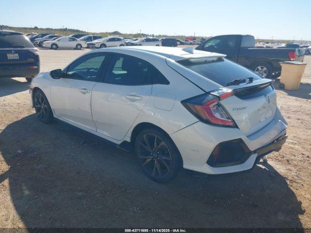 Honda Civic Sport Touring Image 14