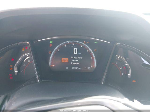 Honda Civic Sport Touring Image 9