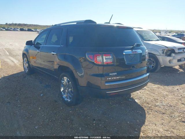 GMC Acadia Image 13