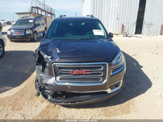 GMC Acadia Image 8