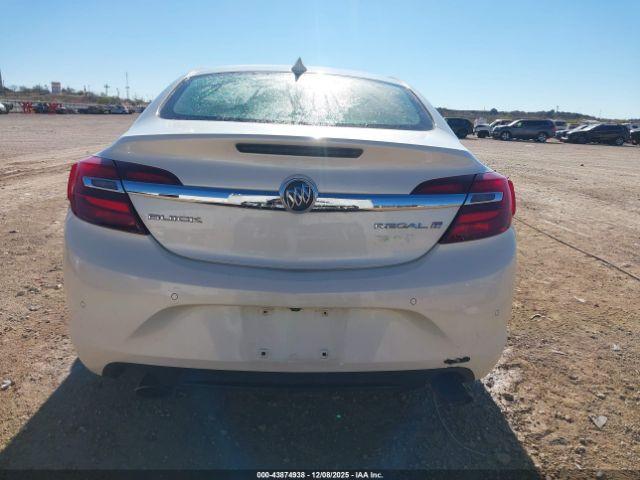 Buick Regal Image 12