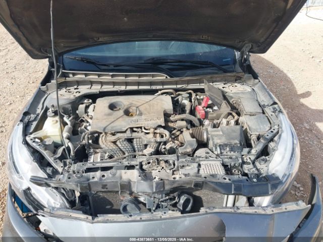 Nissan Altima 2.5 S Image 10